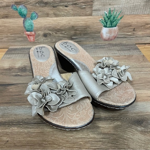 B.O.C women’s floral leather slip on sandals 2” wedge gold boho size 7 - Picture 1 of 7